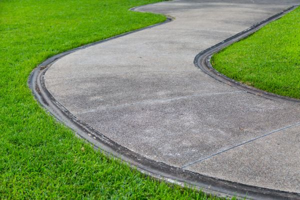 Cost of Concrete Sidewalk Construction in Covington
