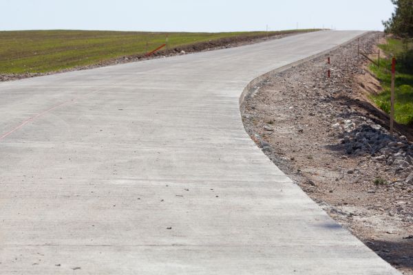 Cost of Driveway Cementing in Covington
