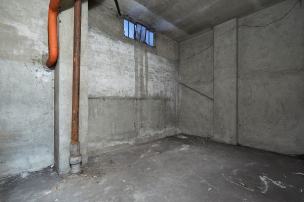 Cost of Basement Wall Construction in Covington
