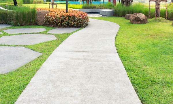 Cost of Concrete Sidewalk Installation in Covington